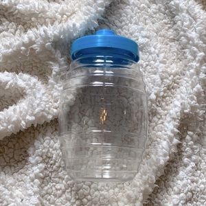 Honeycomb bottle